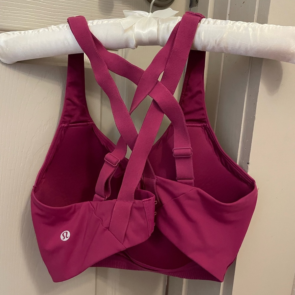 lululemon energy bra high support 36dd
magenta